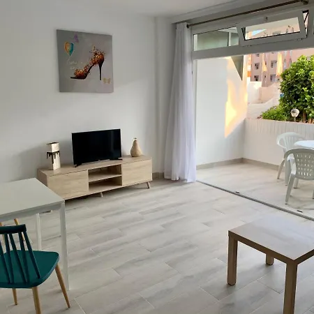 アパート Calm, Cosy And Bright Renovated In Playa Del Ingles- Wifi Free プラヤ・デル・イングレス