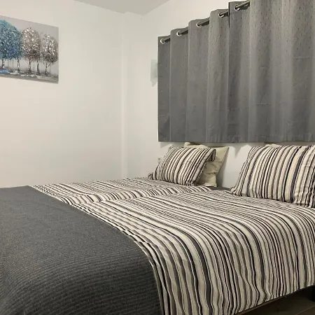 Calm, Cosy And Bright Renovated In Playa Del Ingles- Wifi Free プラヤ・デル・イングレス