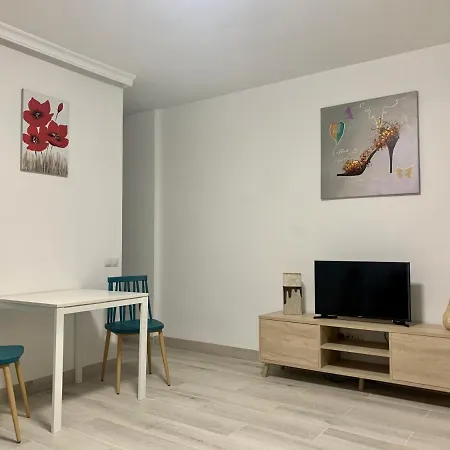 Calm, Cosy And Bright Renovated In Playa Del Ingles- Wifi Free Lejlighed *